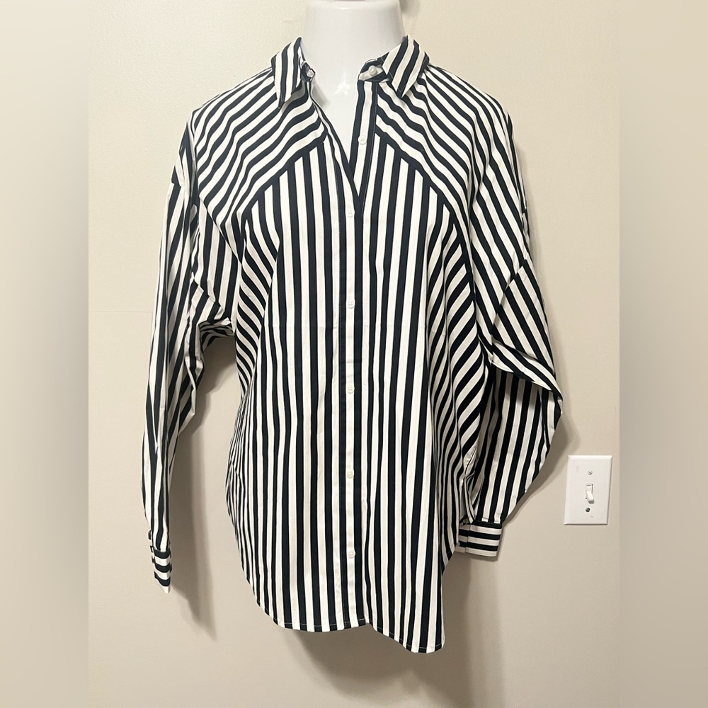 Express Boyfriend Poplin button down